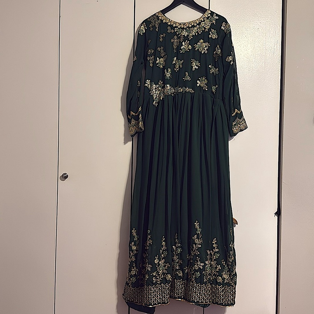 Elegant Green Dress with Gold Embroidery